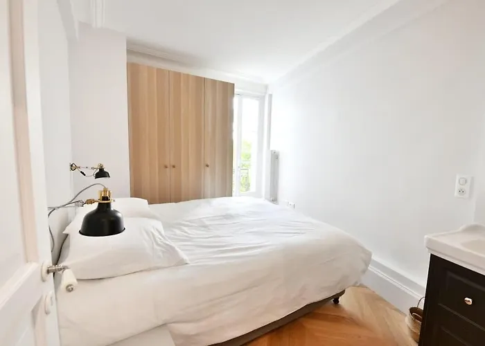 Apartman Bright Bon Marche Stgermain Designer 2bd2ba Párizs
