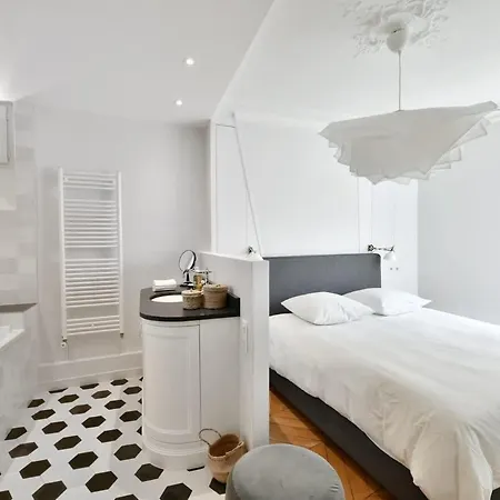 Bright Bon Marche Stgermain Designer 2bd2ba